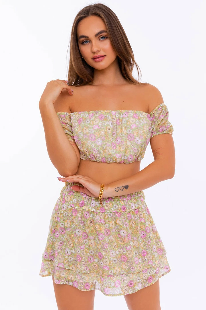 OnFemme By Lindsey's Kloset FLORAL OFF SHOULDER CROP TOP 2 OnFemme By Lindsey's Kloset FLORAL OFF SHOULDER CROP TOP