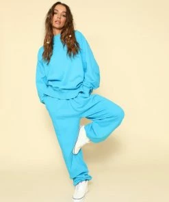 Boys Lie NEW IN LET IT GO CREWNECK