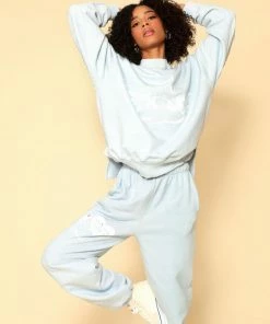 Boys Lie NEW IN DON'T STOP LOVING ME CREWNECK