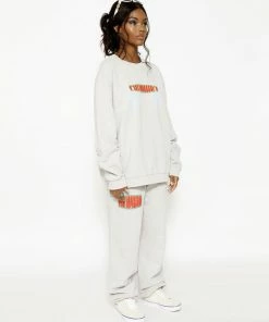 Boys Lie NEW IN FIRST IMPRESSIONS CREWNECK