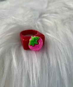 OnFemme By Lindsey's Kloset Strawberry Shortcake Ring NEW IN