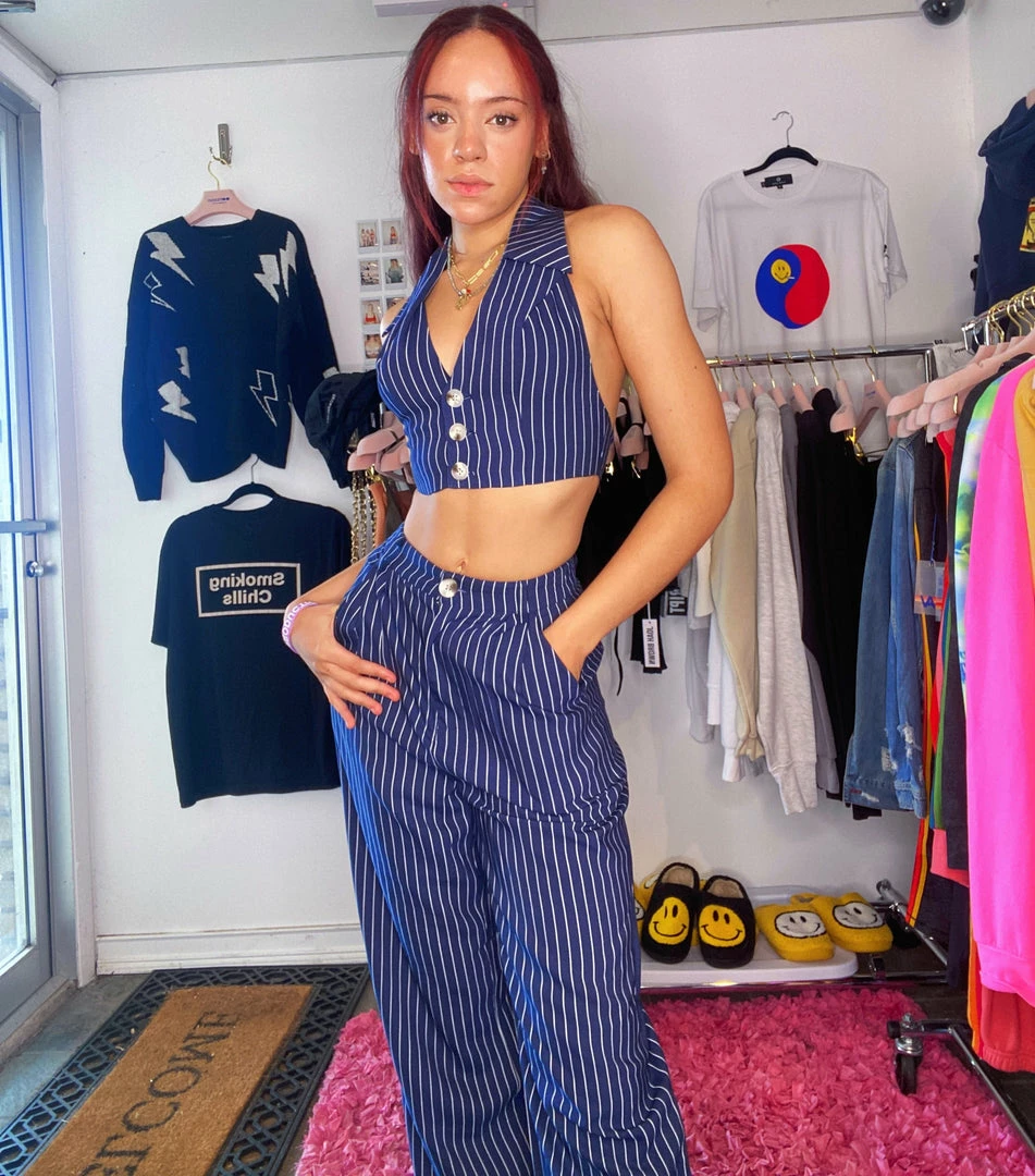 We Wore What Bella Vest NEW IN 1 We Wore What Bella Vest NEW IN