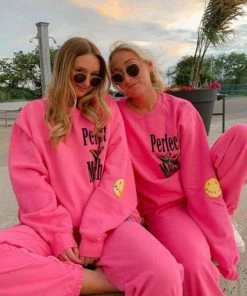 ONFEMME By Lindsey's Kloset Sales 21 Boys Lie NEW IN Perfect Match Crew Neck