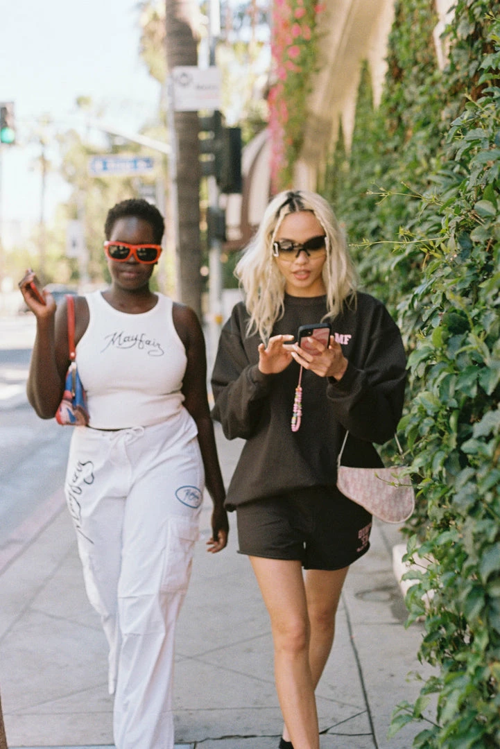 The Mayfair Group Dump 'Em Crewneck NEW IN 5 The Mayfair Group Dump 'Em Crewneck NEW IN